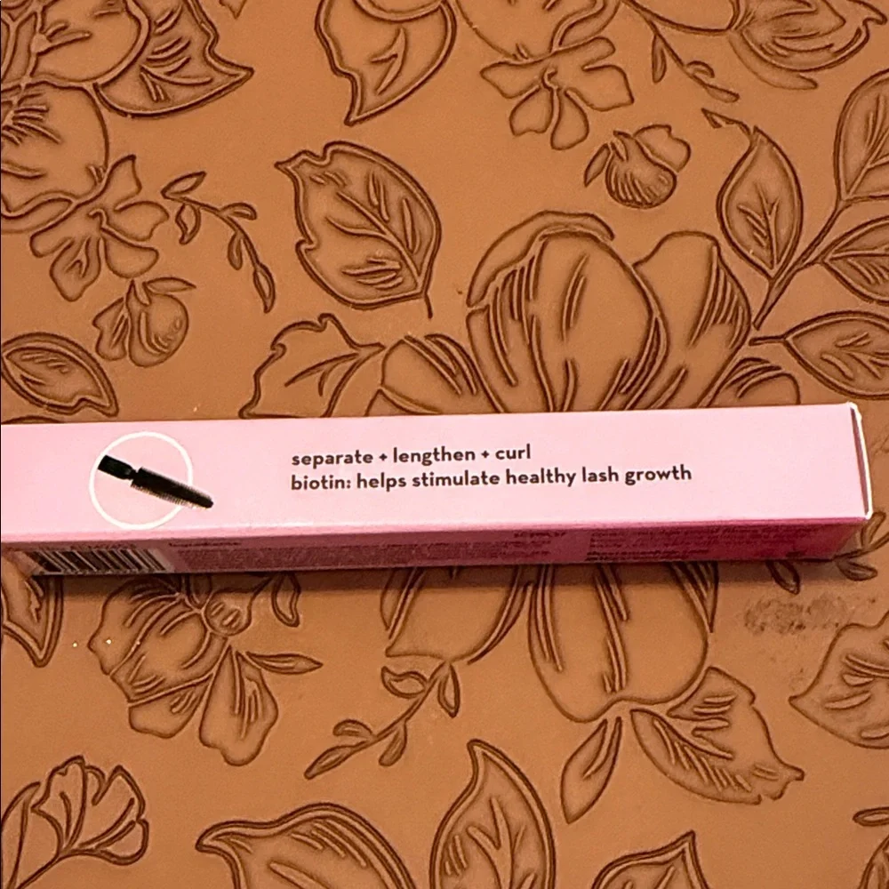 The crème shop Anime Mascara - black